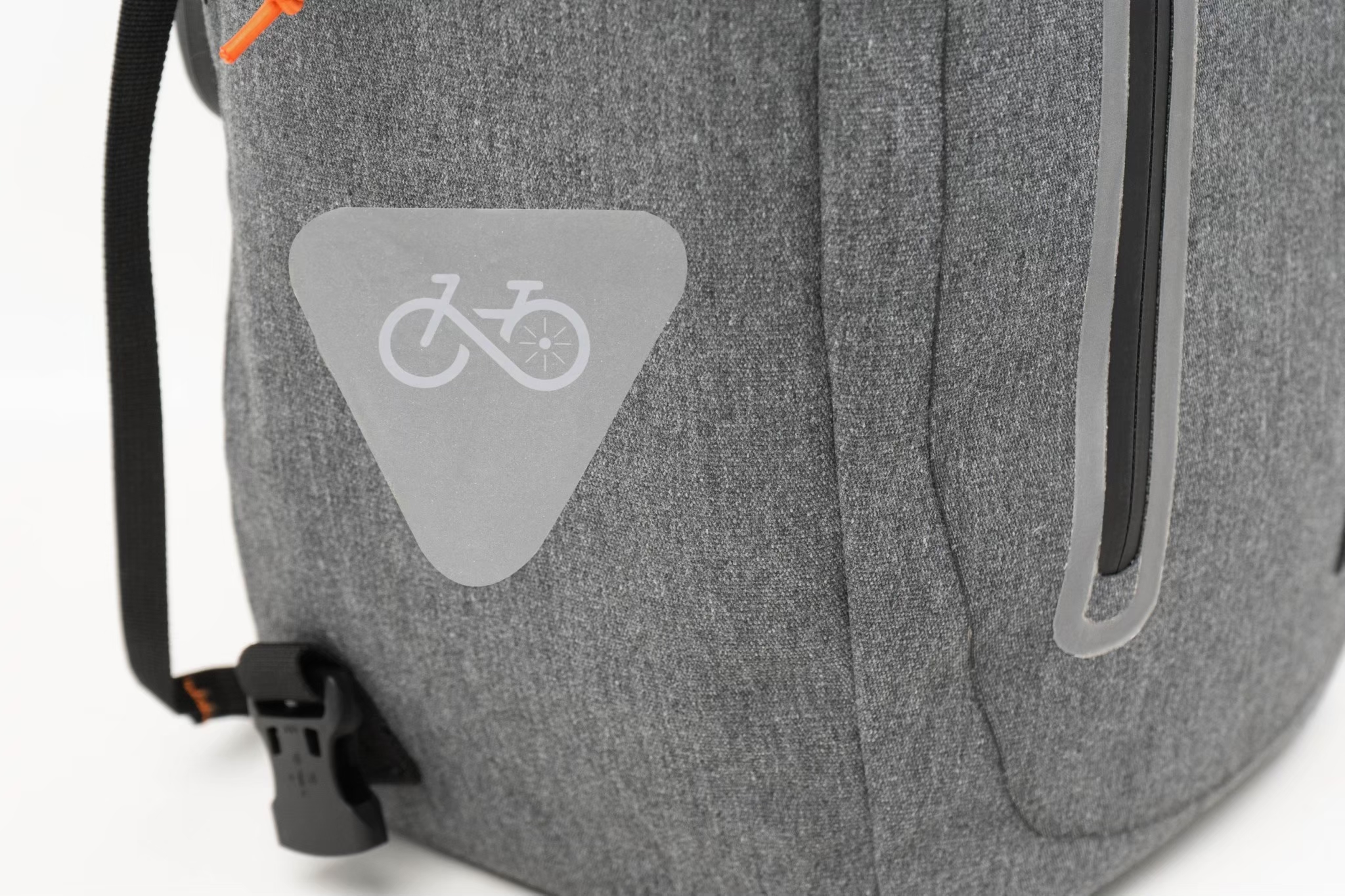กระเป๋าจักรยานกันน้ำ FEELFREE URBANION ECO BIKEPACK สี BLACK_5